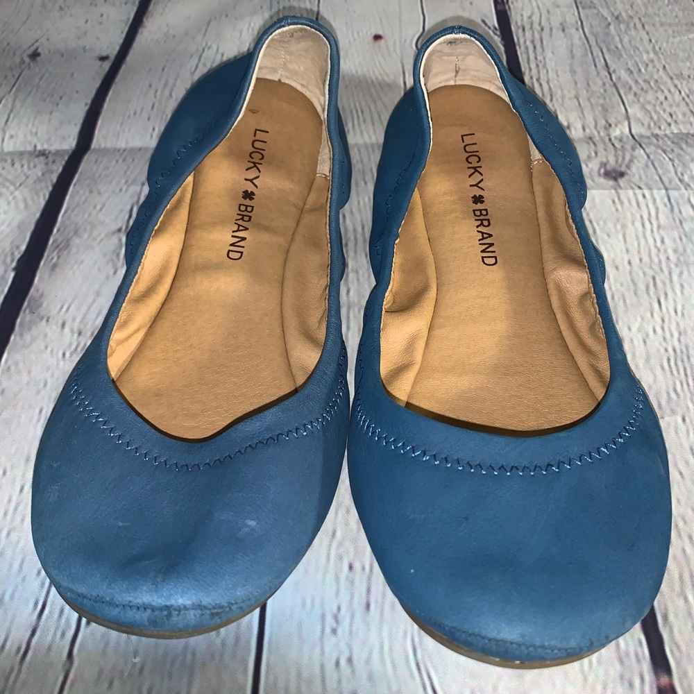 🦋 Lucky Brand Flats